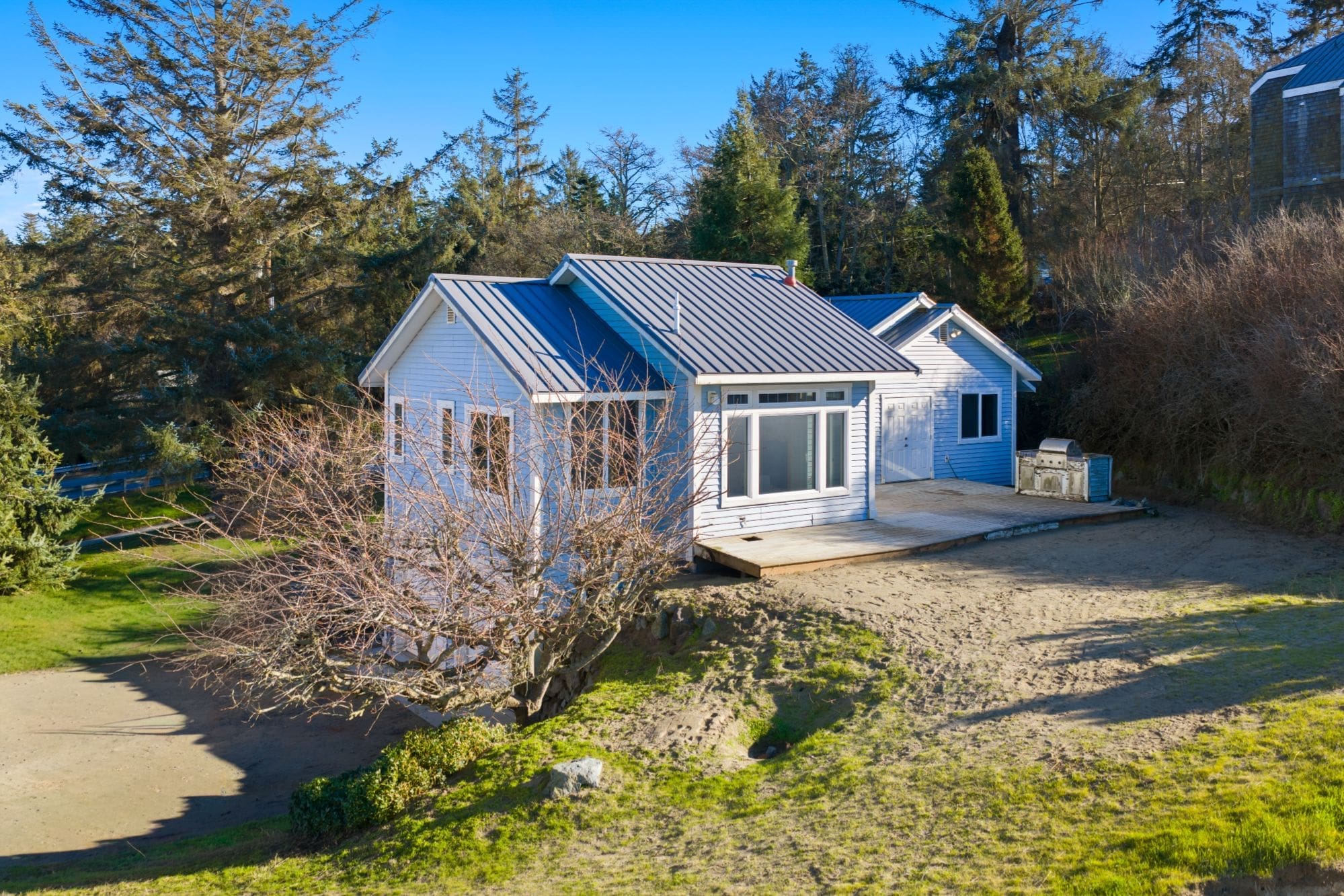 Comparing the cost of living on Whidbey Island and Anacortes for relocating buyers and military families.