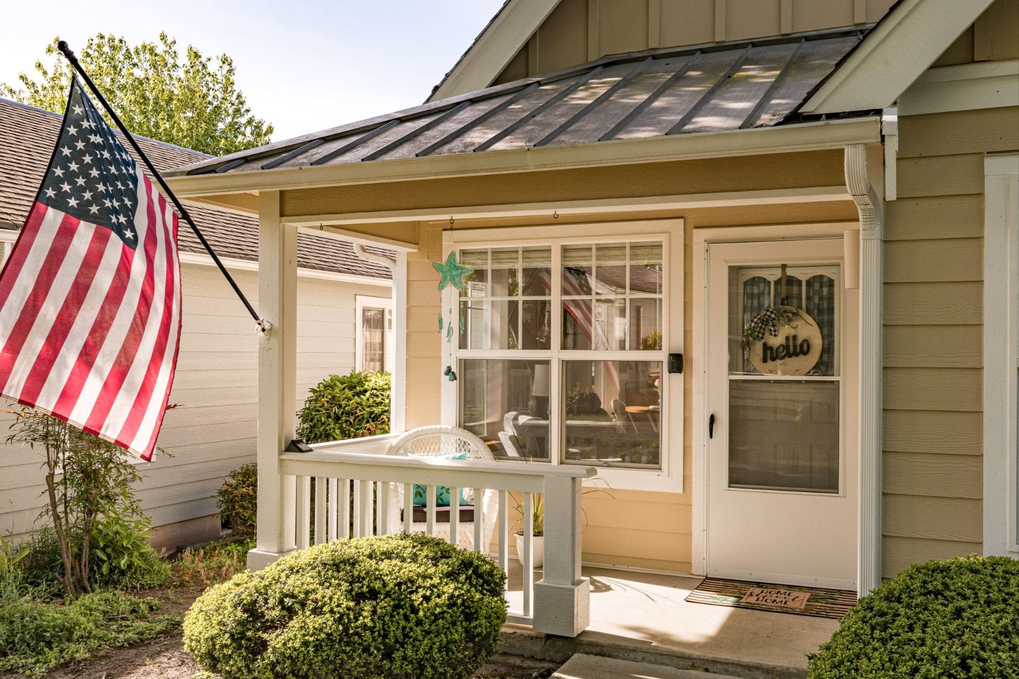 Whidbey Cottages 55+ community in Oak Harbor — low-maintenance craftsman cottage with covered porch.